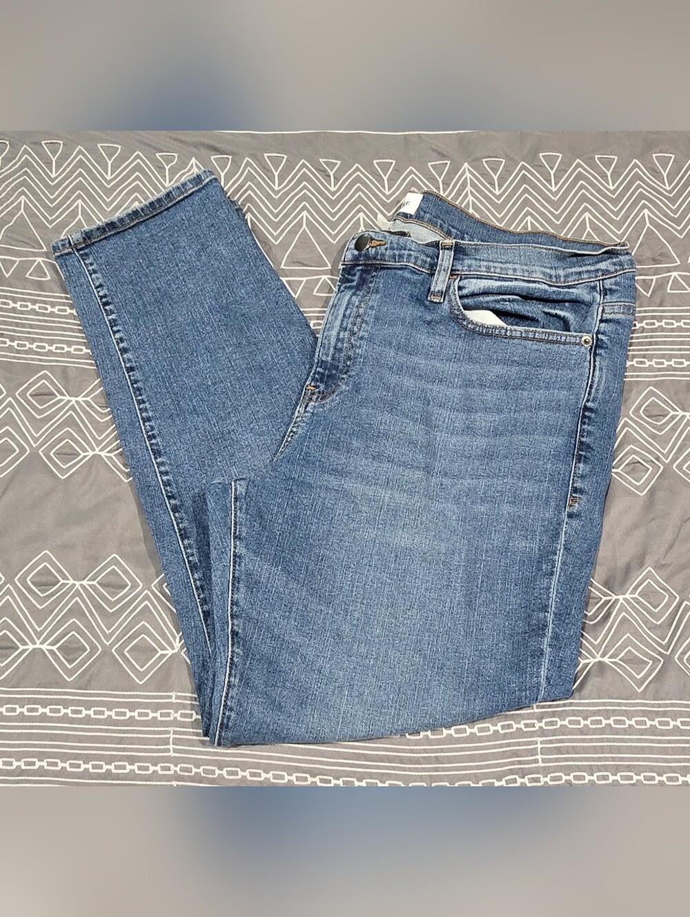 FRAME Le Garcon Midrise Boyfriend Fit Jean Size 33